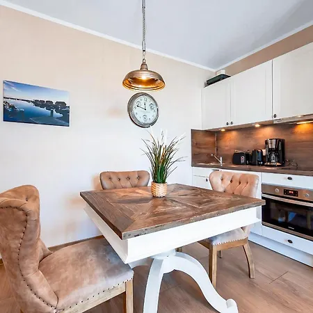 Apartment Baltischer Hof 55 *